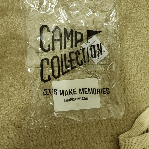 NWT Camp Collection Dip Dye Market Tote - Picture 3 of 4